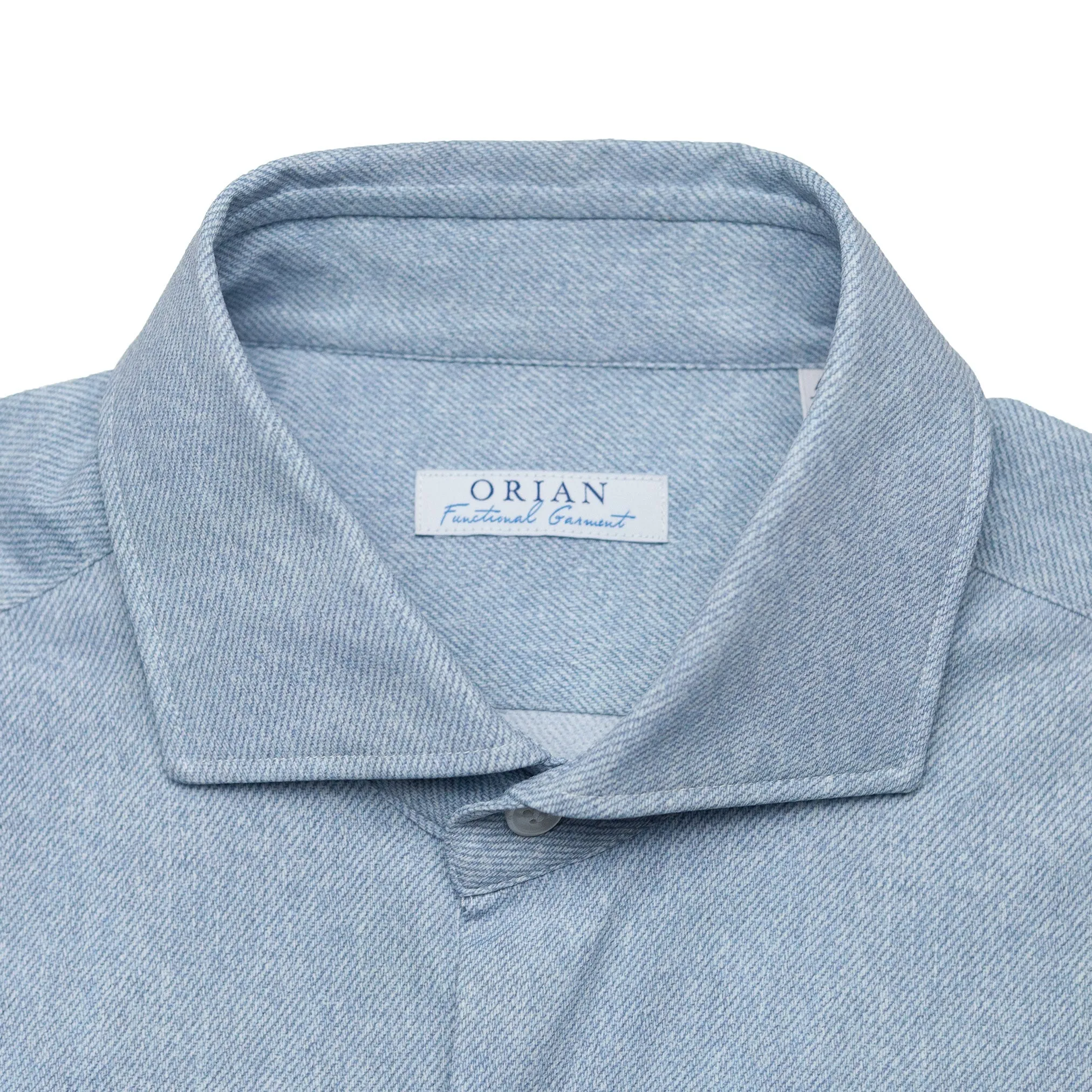 Active Shirt in Blue Chambray