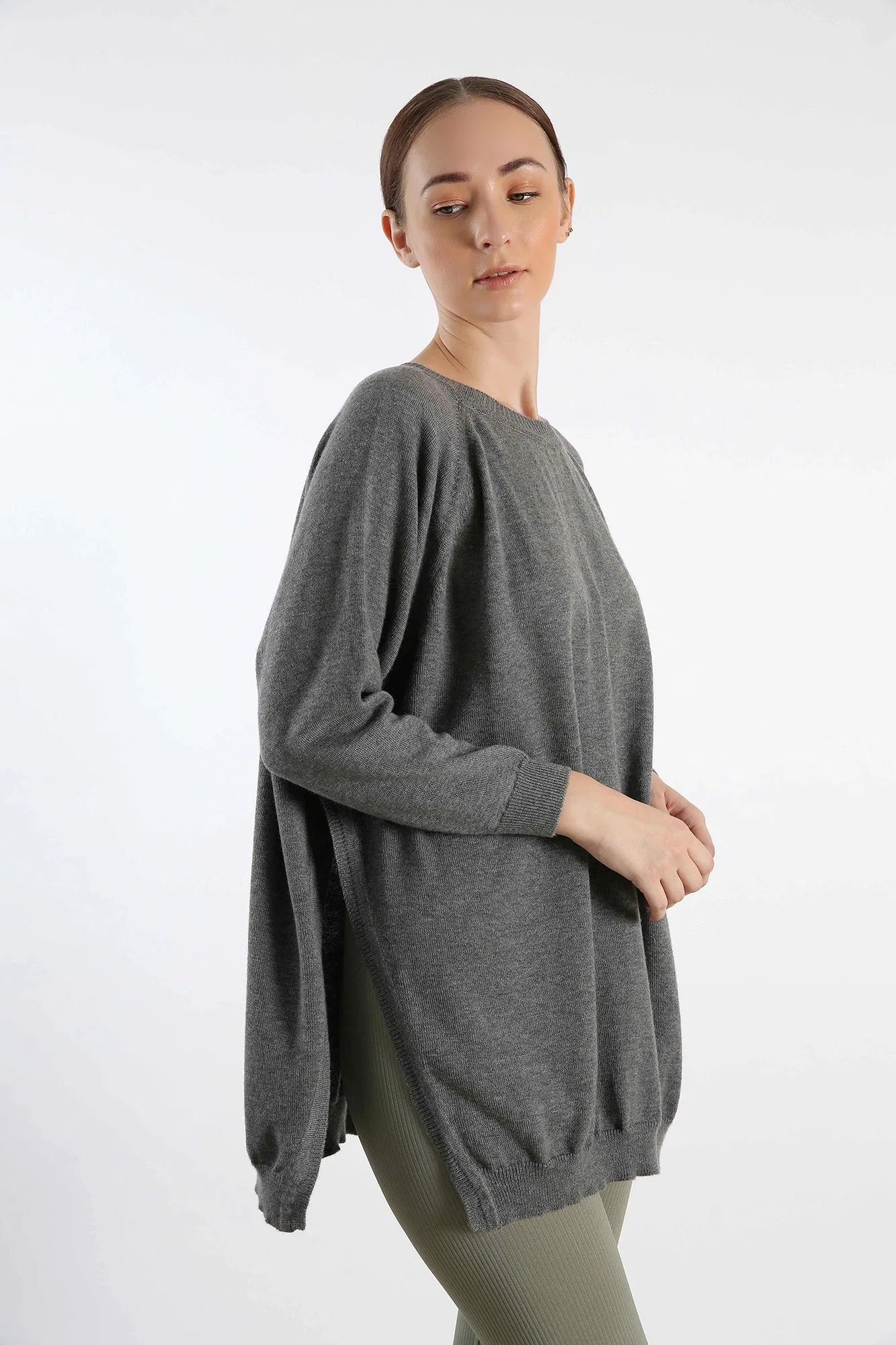 Grey Hand-Knitted Cashmere Poncho Full-Sleeve